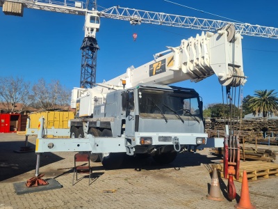 1997 LIEBHERR LTM 70 TON 1070/1 MOBILE CRANE